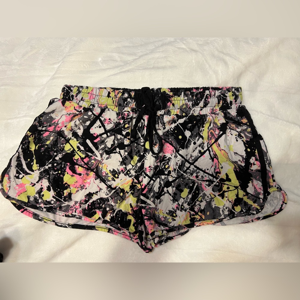 shosho 3-Pack shorts - Black, Gray & Pink Splatter - Picture 2 of 6